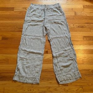 Time and Tru wide leg linen pants.